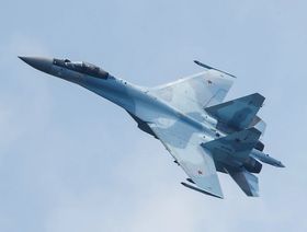 مقارنة بين المقاتلة الأميركية F-22 والروسية Su-35