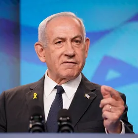 نتنياهو يطلب العفو في محاكمات الفساد.. ما الذي يجب معرفته؟