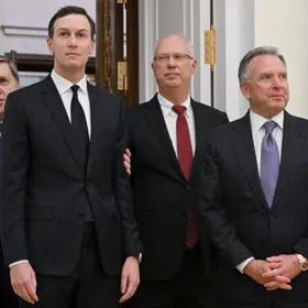 محادثات أوكرانيا.. ويتكوف وكوشنر يخططان لزيارة موسكو ولقاء بوتين