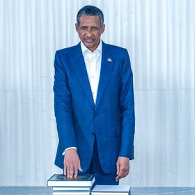 السودان.. حميدتي يؤدي اليمين رئيساً لمجلس رئاسي للحكومة الموازية