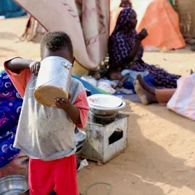 برنامج الأغذية العالمي: تقليص حصص الغذاء للسودان اعتباراً من يناير