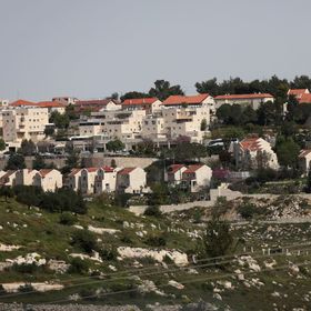 واشنطن: سعي إسرائيل لإضفاء الشرعية على مستوطنات بالضفة "خطير ومتهور"