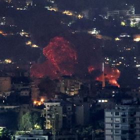 إسرائيل توسع نطاق ضرباتها في لبنان.. وقائد عسكري أميركي كبير يزور تل أبيب