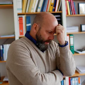 الاحتراق النفسي.. إرهاق جسدي ونفسي وعاطفي بسبب ضغوط الحياة