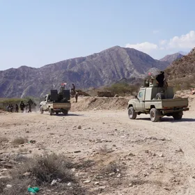 وزير الدفاع السعودي يدعو المجلس الانتقالي الجنوبي باليمن إلى الانسحاب من حضر موت والمهرة