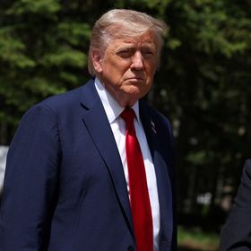 ترمب: يجب على الجميع إخلاء طهران فوراً
