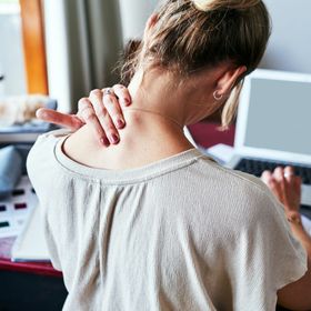 دراسة: انسداد شرايين الرقبة ربما لا يستدعي تدخلاً جراحياً