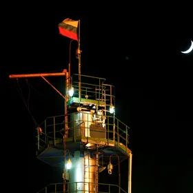 روسيا تمدد الحظر المؤقت على صادرات البنزين حتى فبراير