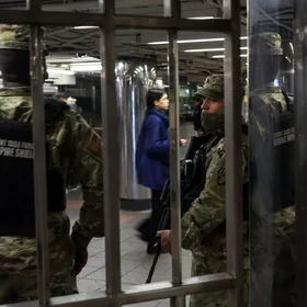 مترو أنفاق نيويورك يطوي صفحة "متروكارد" ويعتمد نظاماً جديداً