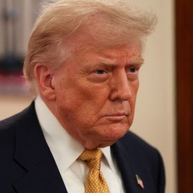 البيت الأبيض: الفحص الطبي أظهر إصابة ترمب بـ"قصور وريدي مزمن"