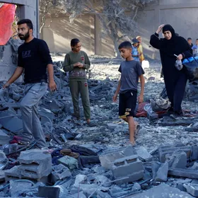 تصاعد التوترات في غزة يعيد الحديث عن هشاشة اتفاق التهدئة