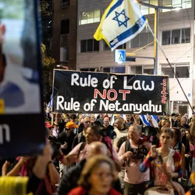 وسط تظاهرات حاشدة.. الرئيس الإسرائيلي: العفو عن نتنياهو "مسألة داخلية"