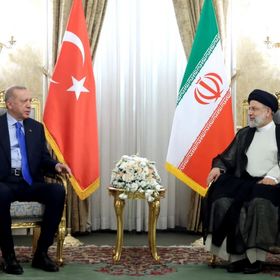 كواليس "الوساطة التركية" بين إيران وإسرائيل لوقف التصعيد في المنطقة