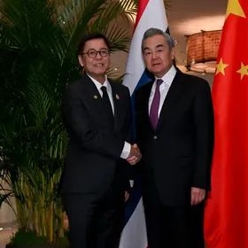 الصين تستضيف محادثات ثلاثية لترسيخ وقف النار بين تايلندا وكمبوديا