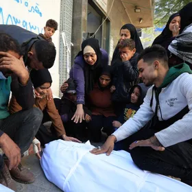 اتفاق غزة | مفاوضات بشأن "قوة الاستقرار" الدولية.. وقطر تشير إلى "مرحلة حرجة"