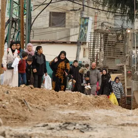 إسرائيل والسلطة الفلسطينية.. "إجراءات عقابية" تدفع نحو انهيار الخدمات الحكومية