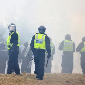 بريطانيا تبرم اتفاقاً مع أنجولا وناميبيا لإعادة المهاجرين