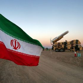 إيران وبرنامج الصواريخ.. ما أبرز الهجمات والمحطات؟