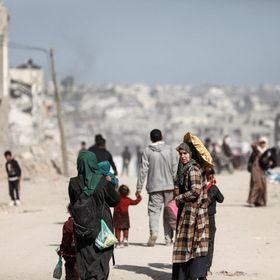 "هآرتس": إسرائيل تستهدف القيادة المدنية لـ"حماس" لإضعاف سيطرتها على غزة