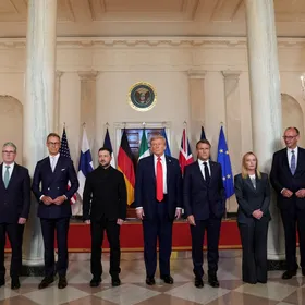 وسط توتر بين ضفتي الأطلسي.. مكالمة هاتفية بين ترمب وقادة أوروبا بشأن أوكرانيا