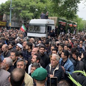 إيران تحدد 28 يونيو لانتخابات الرئاسة.. وتبدأ التحقيق في تحطم طائرة رئيسي
