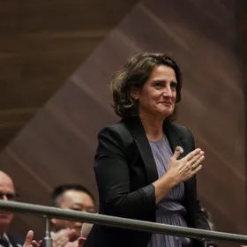 رئيسة مكافحة الاحتكار بأوروبا تتهم أميركا بـ"الابتزاز" في محادثات التجارة