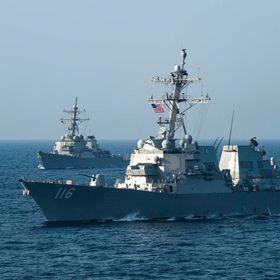 البحرية الأميركية تواجه أعنف معركة منذ الحرب العالمية الثانية في البحر الأحمر