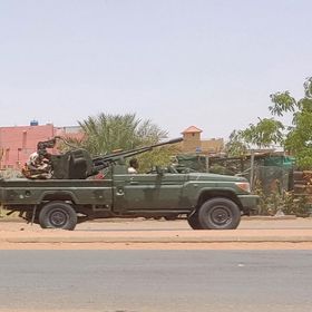 بين مصر والاتحاد الإفريقي.. مبادرات جديدة تلحق بركب جهود دولية للتهدئة في السودان