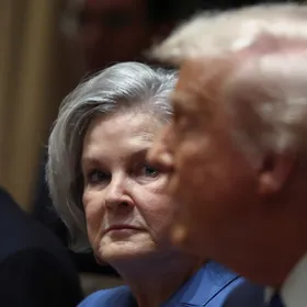 كبيرة موظفي البيت الأبيض عن مقابلتها المثيرة للجدل: صيغت بطريقة مخادعة ضدي وضد ترمب