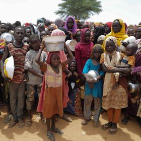 "الدمار طال كل شيء".. نيران الحرب تدمر اقتصاد السودان