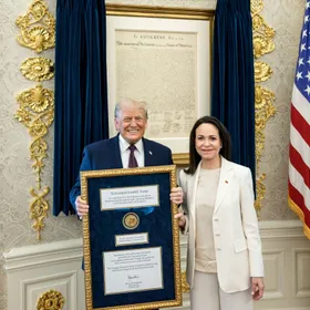 استياء في النرويج.. زعيمة المعارضة الفنزويلية تهدي ترمب ميدالية جائزة نوبل