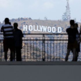 هوليوود تنزف.. عاصمة السينما تتراجع في سباق إنتاج الترفيه