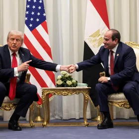 لقاء السيسي وترمب في دافوس.. أبرز الملفات ومطالب القاهرة من واشنطن