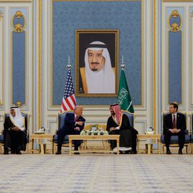 ترمب في السعودية.. بدء جلسة مباحثات رسمية بين ولي العهد والرئيس الأميركي