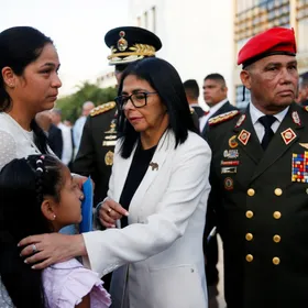 "هذا يكفي".. رئيسة فنزويلا المؤقتة: سئمنا أوامر أميركا