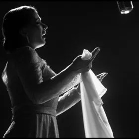 "الست".. فيلم لم يُعطِ ولم يَستَبقِ شيئاً