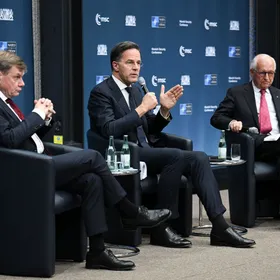 الناتو يحث دول الحلف على الاستعداد لحرب روسيا خلال 5 سنوات: نحن الهدف التالي