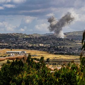 غارة إسرائيلية تقتل 3 قياديين في "حزب الله" بجنوب لبنان