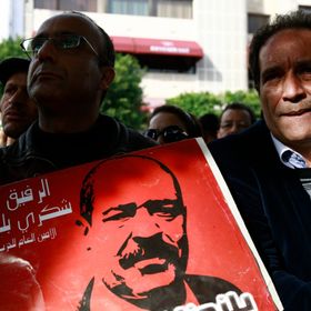 الحكم بإعدام 4 في تونس بقضية اغتيال شكري بلعيد.. و"النهضة" يعلق