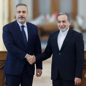 بين التفاهمات والخلافات.. إلى أين يتجه سباق النفوذ بين أنقرة وطهران؟