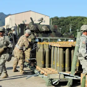 الجيش الأميركي يسعى لإنتاج 30 ألف قذيفة عنقودية سنوياً