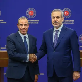 عبد العاطي وفيدان يبحثان ترتيبات زيارة أردوغان للقاهرة والأوضاع في غزة وسوريا