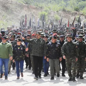 ما قصة حراس الأمن الكوبيين في فنزويلا.. ولماذا كان مادورو يستعين بهم؟