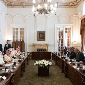 الرياض تستضيف اجتماعاً سعودياً مصرياً لبحث التطورات الإقليمية