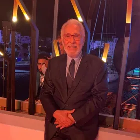 مصر.. وزير المالية ينهي أزمة الحجز على أموال عبد الرحمن أبو زهرة