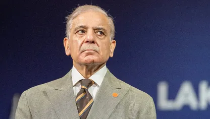 رئيس وزراء باكستان يدين محاولة الهجوم على مكة المكرمة: نقف بثبات إلى جانب السعودية