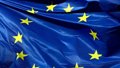 الاتحاد الأوروبي يتعهد بـ"رد حازم" على رسوم ترمب المضادة