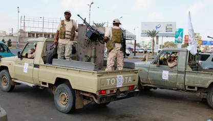 الحوثيون والحكومة اليمنية.. صراع مفتوح على جبهات عدة