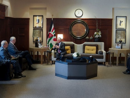 ملك الأردن عبد الله الثاني يلتقي وزير الدفاع الإسرائيلي بيني جانتس في عمان - 29 مارس 2022 - twitter.com/RHCJO