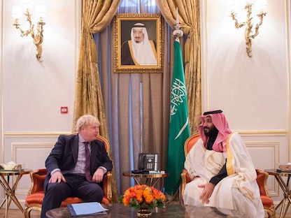 ولي العهد السعودي الأمير محمد بن سلمان خلال لقاء رئيس الوزراء البريطاني (وزير الخارجية حينها) بوريس جونسون في لندن- 19 مارس 2018
